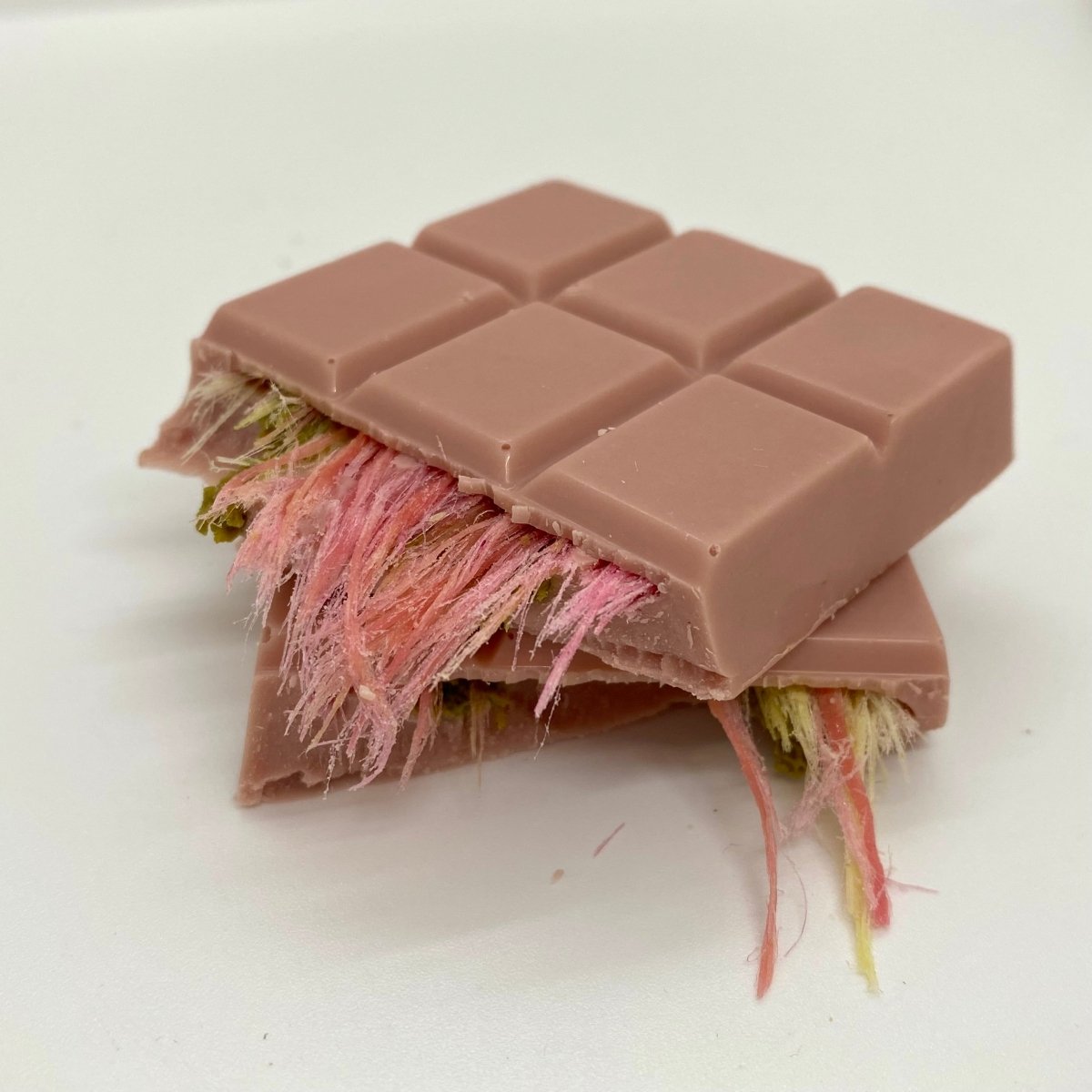 Malak Angel Hair Ruby Chocolate with Pistachio & Cotton Candy - 65gr - TryAladdin