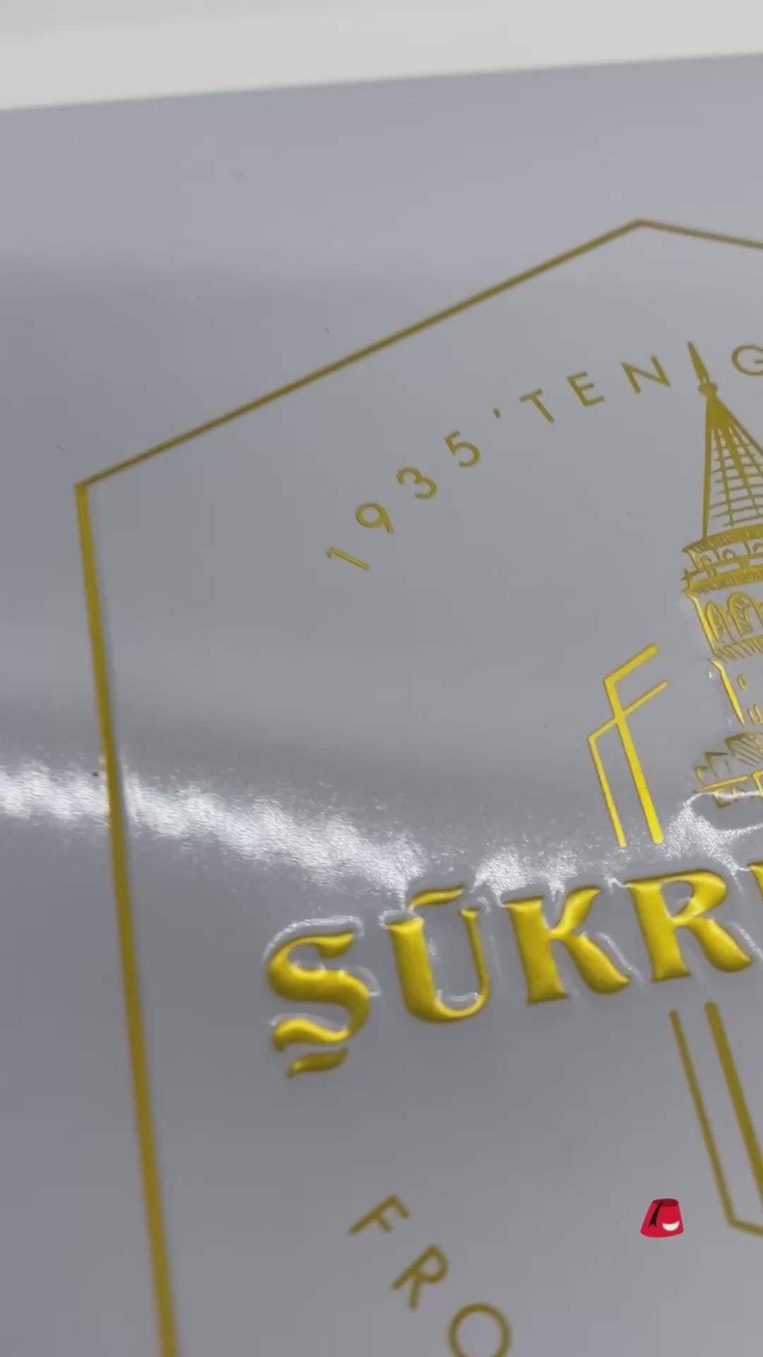 Sukru Efendi 1935 | Grøn Bliss Baklava med Pistacie i Gave Metalæske (1250gr)